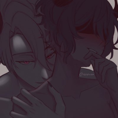 royalteii's profile picture. and the curtains close.