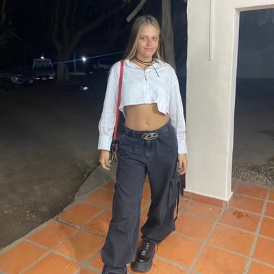 amparomiiranda's profile picture. 