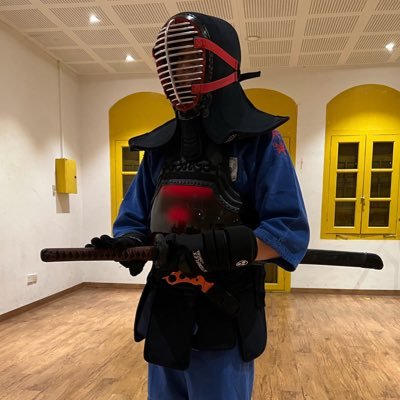 redpine90's profile picture. Simple, vain, timid..? Get to know me better if ya want.. I simply love to eat~ ^_^