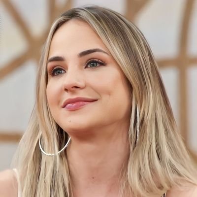 francielyfaf's profile picture. Fan acoount
🖤🤍