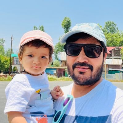 rbhoker's profile picture. Today is mine ✊🏻