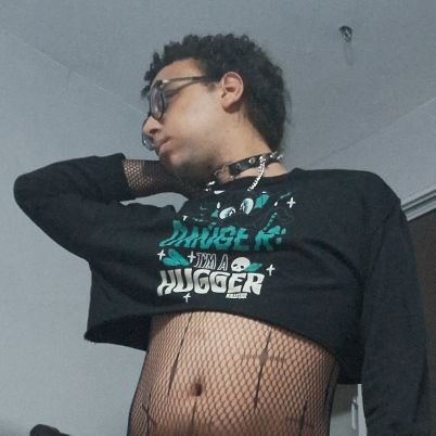 irl hedgehog turned girl with soft thighs and killer legs - 24yo - loser but in an endearing way - š©š“ - owned by @ProfesoraGG