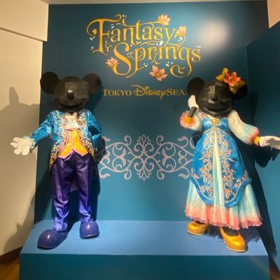 rojermoon's profile picture. FFやキングダムハーツなどが大好きなので アカウント作りました😊 35thコンサート最高でした！