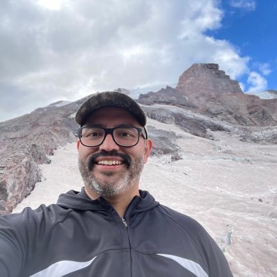 quiParaServir's profile picture. A privileged minority in search of freedom.