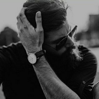 Rerymm's profile picture. ✨ طيف يمرّ في القلوب… ما يترك إلا دفء وحنين. أكتب لأني أؤمن أن الكلمات أحيانًا أصدق من العيون. 💭🌹

🌹  🌷