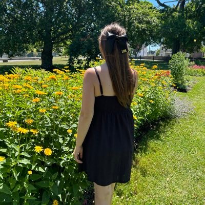 XxGlory_Fades's profile picture. sunbather, moon chaser, queen of empathy 💫