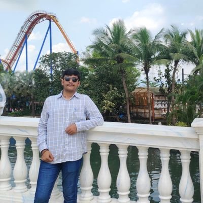 Raj_madhvani's profile picture.