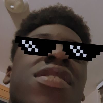 DavidGravityDX's profile picture. I am in my own world 🌍