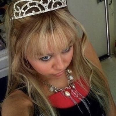 psychicg0th's profile picture. .•.°• I'm just a fucked up girl who's looking for my own peace of mind .°• ⊹ฺ