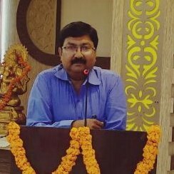 IT professional, passion of calligraphy/miniature sketching/ writing, short messaging, शब्दोँ से चित्र और चित्रों पर शब्द, Tweets=personal; RTs≠endorsement