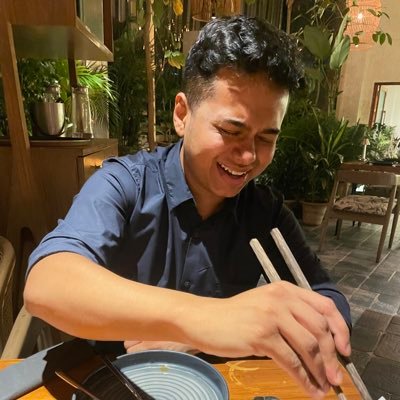 vikrammanee's profile picture. 