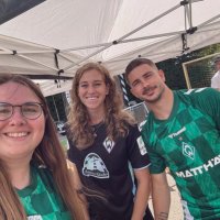 Jule (@julerder) 's Twitter Profile