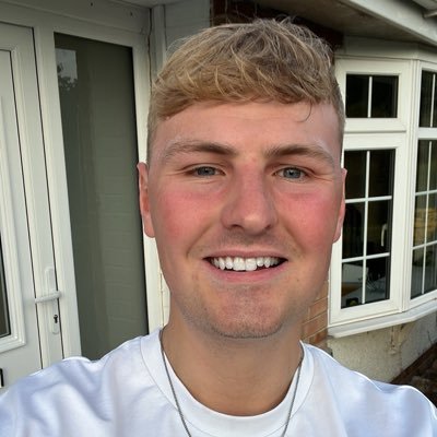 harry_cook99's profile picture. 🏴󠁧󠁢󠁥󠁮󠁧󠁿🇬🇧