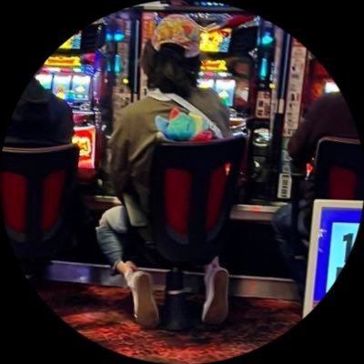 死ぬの怖い
一生意識不明とか意味がわからない
どんなことが起ころうが一生目覚めない
100年経っても、1000年経っても、1万年経っても、100万年経っても、1億年経っても、1兆年経っても、
1那由他(阿僧祇の上!不可思議よりは下!)年経っても一生目覚めない
一生って概念やばすぎだろ
死にたくない怖い