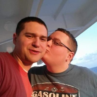 👨❤️👨 🏳️🌈 Married 11yrs to the best partner ever. We like to travel, classic cars and pets.