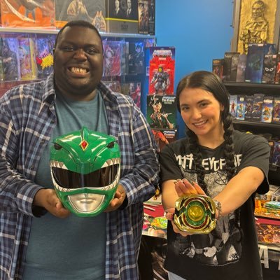 A guy from Texas who loves Power Rangers Ninja Turtles and other things. Check me out on Stardust to see me react to Movies Tv and Trailers.