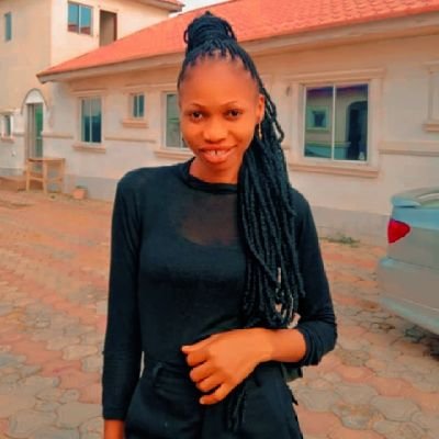 vickyozy1's profile picture. Fashion, research and entertainment