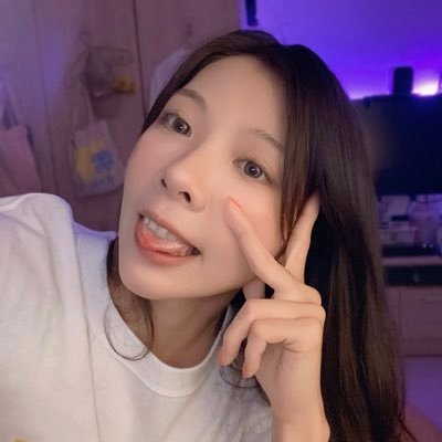 chachalai's profile picture. Welcome to Chacha's world 🌟資深少女🐽✨
https://t.co/VTl9jWamDc