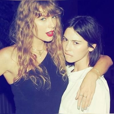 Taylor299762636's profile picture. 