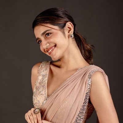 Calm se kaam! https://t.co/k9iShk1poj
