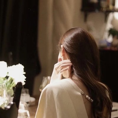 Although I am not the most beautiful, I will try my best to be the most beautiful me👩🌸
私は日本という国が好きで、今日本語を勉強し始めています🧚♀️