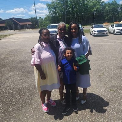 AnnieColli65635's profile picture. 