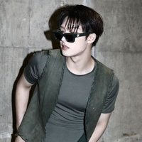 Elijah (@rosesnchxmpxgne) 's Twitter Profile Photo Elijah (@rosesnchxmpxgne) 's Twitter Profile Photo