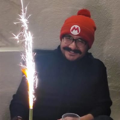 Economista en construcción permanente. Pásele, sí hay tacos. Alma empeñada en @CIDE_MX. YNWA