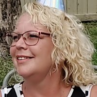 Hollie R (@hollier416) 's Twitter Profile