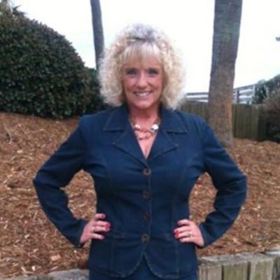 KelleyJoyc64717's profile picture. 