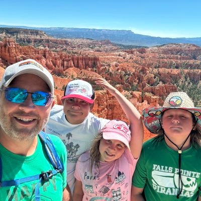 LewarchickT's profile picture. 