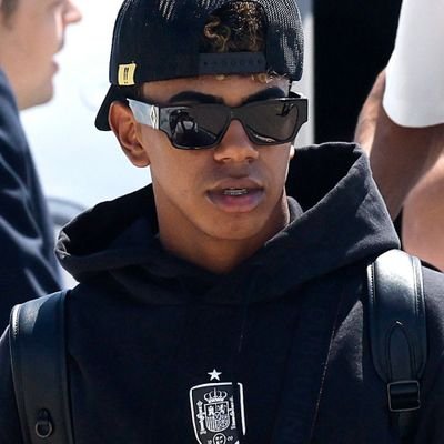 Fagbemi_01's profile picture. 