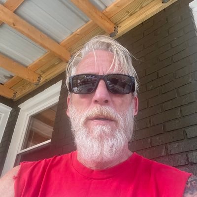 MatthewBur3295's profile picture. 🇺🇸🇺🇸 Husband, Father, Veteran, child of God.