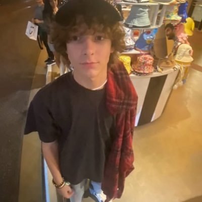 masonthames17's profile picture. 