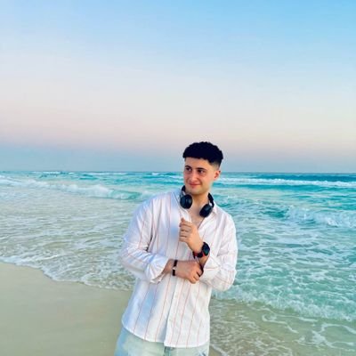 𝐋𝐄𝐓 𝐘𝐎𝐔𝐑 𝐈𝐍𝐍𝐄𝐑 𝐁𝐄𝐀𝐔𝐓𝐘 𝐒𝐏𝐄𝐀𝐊 𝐅𝐎𝐑 𝐘𝐎𝐔💙
Medical Student🥼 ||DU✨