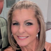 Lisa B (@lbrothen73) 's Twitter Profile