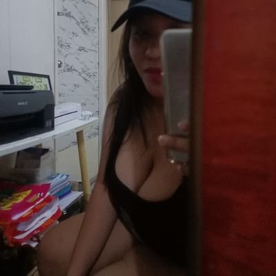 queencaatth's profile picture. Workaholic 🤙🏻