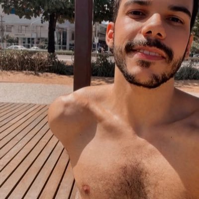 ppedropl's profile picture. trust me I'm a chemical engineer