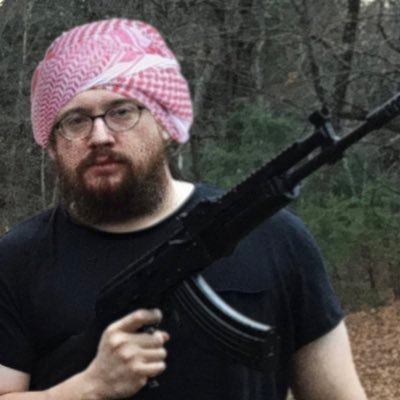 مسلم سني فخور🕌☪️تسقط إسرائيل🔥🇮🇱 فلسطين حرة🇵🇸اذبح الأنف الكبير🔪✡️أنا نسر غزة🦅