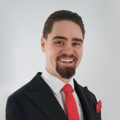AdamBemVR's profile picture. CEO & Founder of @VictoriaVRcom