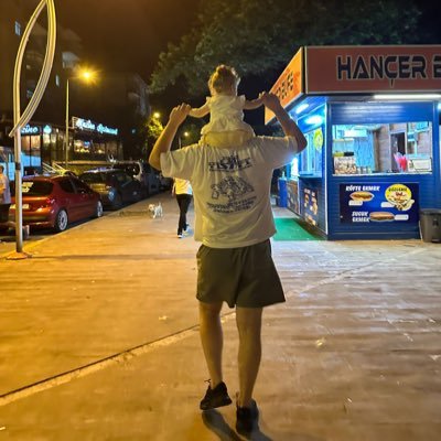 BadHil_'s profile picture. 