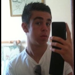 jbrrtt's profile picture. you only live once so live your life to the max