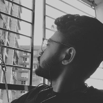 SavanGhori7's profile picture. ☮️