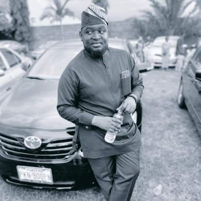 B.A History And International Relations || M.A International Law And Diplomacy || An avid reader 📖 || Lover of Dogs|| Supports Arsenal FC ❤️.