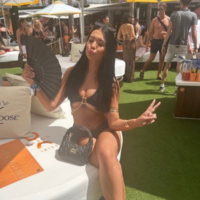 Niamh_Roberts2's profile picture. 