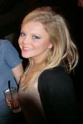 laura_alicia11's profile picture. 