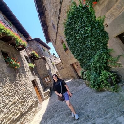 iloveanimals04's profile picture. Animal lover, nature, food lover & a traveller too. ✈ | From 🇵🇭 lives in 🇦🇪