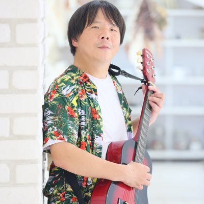 初めまして!お笑い芸人やらせてもらってます。インタレスティングたけしと言います。略してインたけです。YouTubeインたけTVチャンネルよろしくお願いします。たまに生配信もしてます。