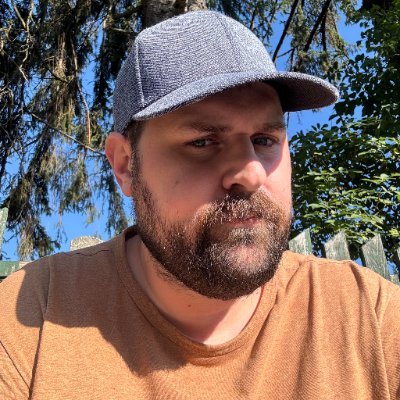 ⌨️ Legal-Data Plumber for @vizlegal tweet and retweet subjects include: programming, emoji, visual arts, ml, creator economy helping out with @friendlyrb '25