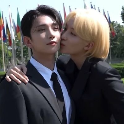 she/her | multistan | 042322 | 020323
jihan x soonhoon x jeongcheol x heeki